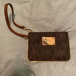 Michael kors small wristlet